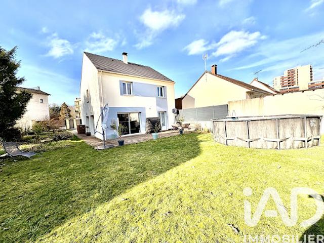 Vente Maison 7 pièces 128 m2 Le Plessis Bouchard