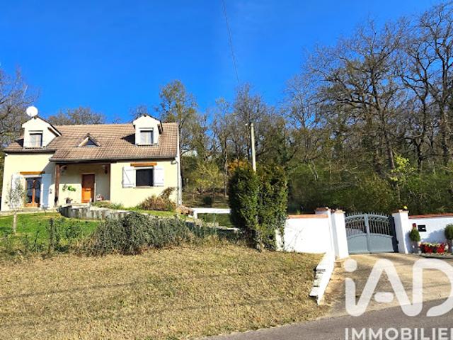 Vente Maison 7 pièces 120 m2 Poligny