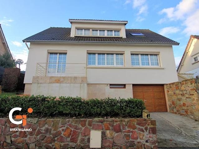 Vente Maison 7 pièces 120 m2 Rouxmesnil Bouteilles