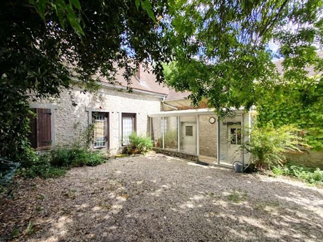 Vente Maison 7 pièces 120 m2 Saclas