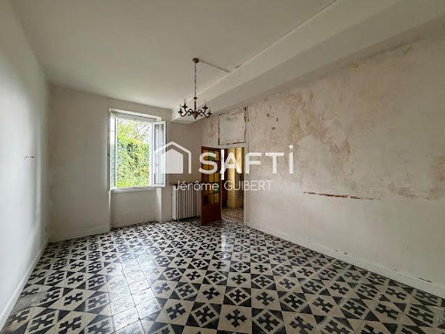 Vente Maison 7 pièces 121 m2 Argentonnay