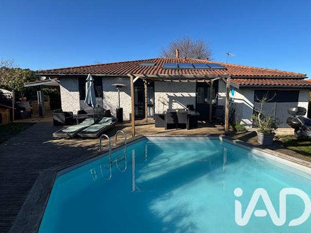 Vente Maison 7 pièces 123 m2 Léognan
