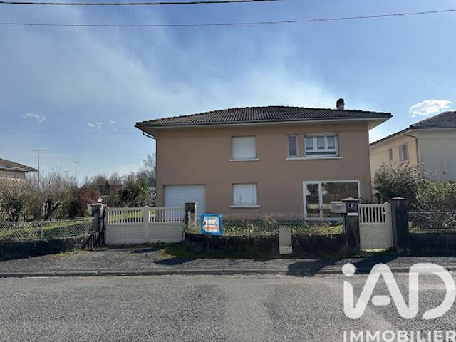 Vente Maison 7 pièces 134 m2 Oloron Sainte Marie