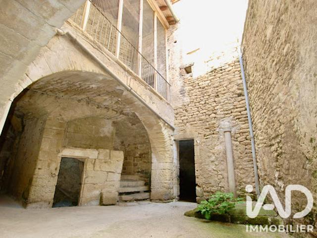 Vente Maison 7 pièces 135 m2 Aubais