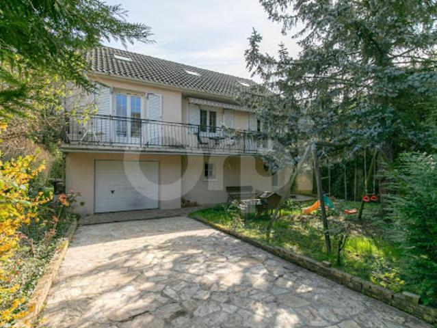 Vente Maison 7 pièces 135 m2 Chennevieres sur marne