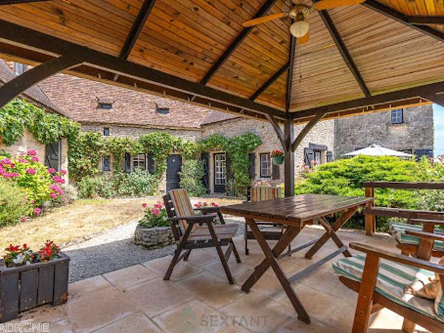 Vente Maison 7 pièces 135 m2 Fanlac