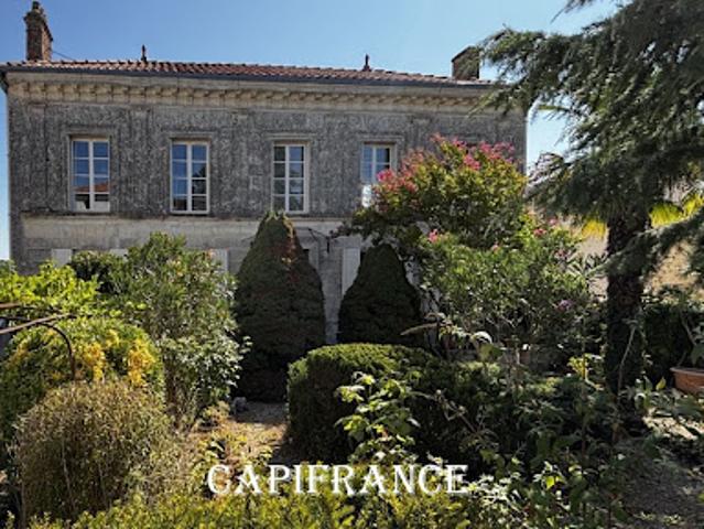 Vente Maison 7 pièces 135 m2 Port d'Envaux