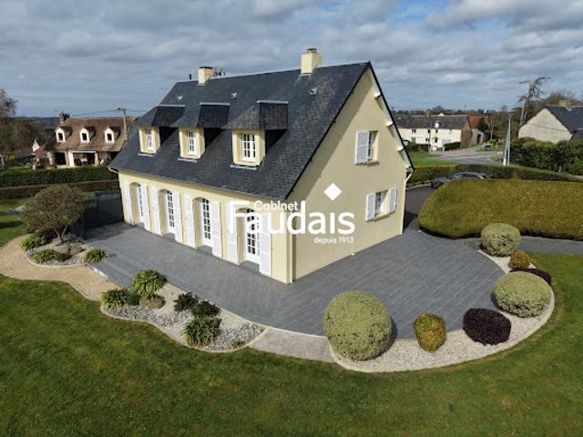 Vente Maison 7 pièces 135 m2 Sainte Suzanne sur Vire
