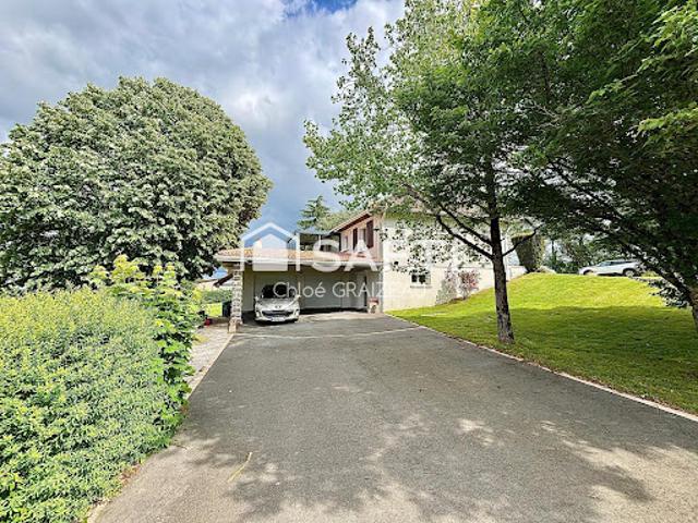 Vente Maison 7 pièces 136 m2 Bressuire