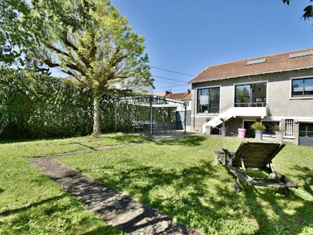 Vente Maison 7 pièces 136 m2 Cholet