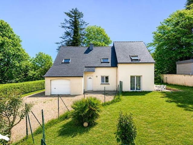 Vente Maison 7 pièces 136 m2 Lampaul Guimiliau