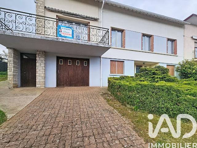 Vente Maison 7 pièces 136 m2 Saint Julien du Sault