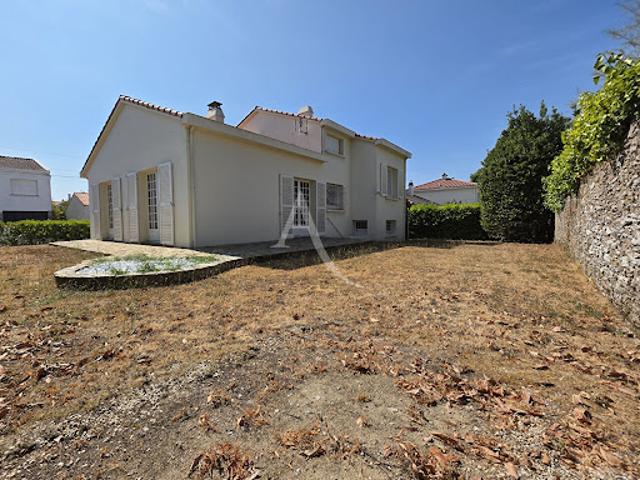 Vente Maison 7 pièces 136 m2 Saint sebastien sur loire