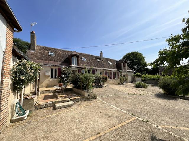 Vente Maison 7 pièces 136 m2 Villedômer