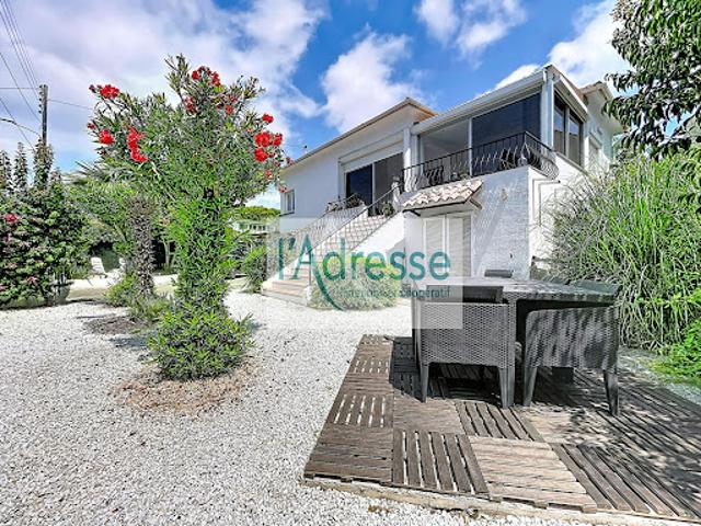 Vente Maison 7 pièces 137 m2 Antibes