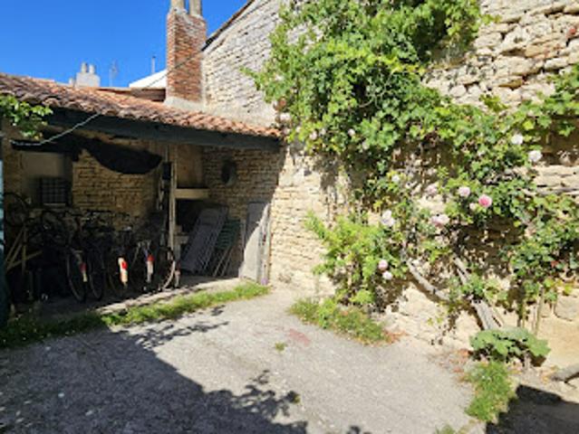 Vente Maison 7 pièces 137 m2 Ars en Ré