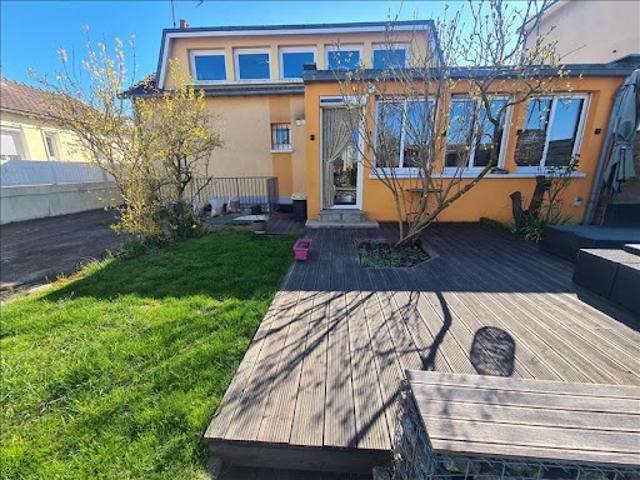 Vente Maison 7 pièces 137 m2 Issoudun