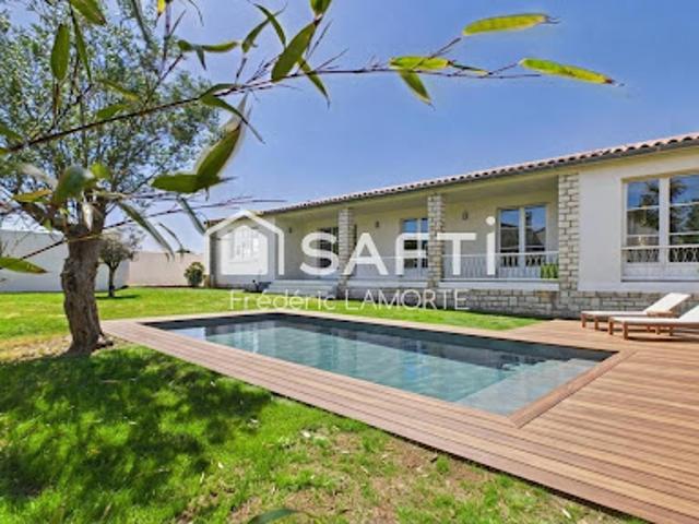 Vente Maison 7 pièces 138 m2 Sainte Soulle