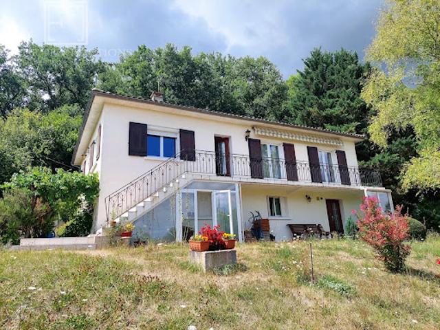 Vente Maison 7 pièces 130 m2 Mareuil