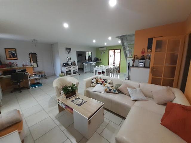 Vente Maison 7 pièces 130 m2 Morée