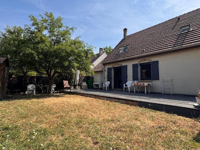 Vente Maison 7 pièces 130 m2 La Queue en Brie