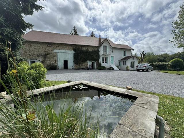 Vente Maison 7 pièces 130 m2 Rilhac Lastours