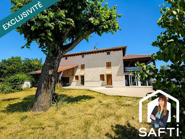Vente Maison 7 pièces 130 m2 Saint Hilaire du Rosier