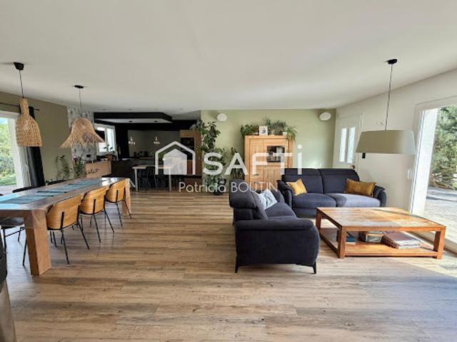 Vente Maison 7 pièces 131 m2 Saint Christophe sur Roc