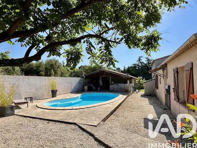 Vente Maison 7 pièces 132 m2 Sanilhac Sagriès