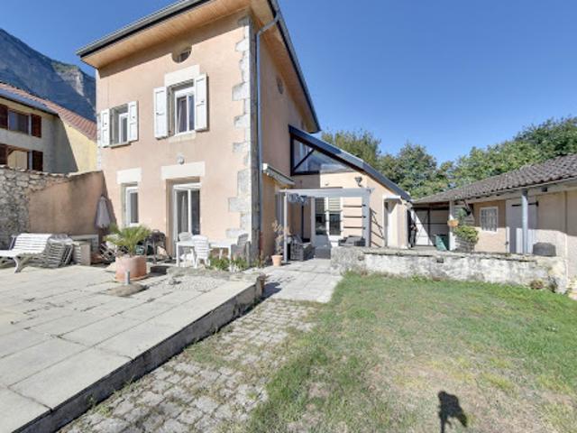 Vente Maison 7 pièces 132.65 m2 Crolles