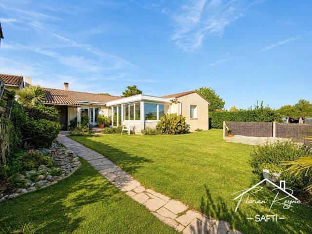 Vente Maison 7 pièces 133 m2 Blanquefort