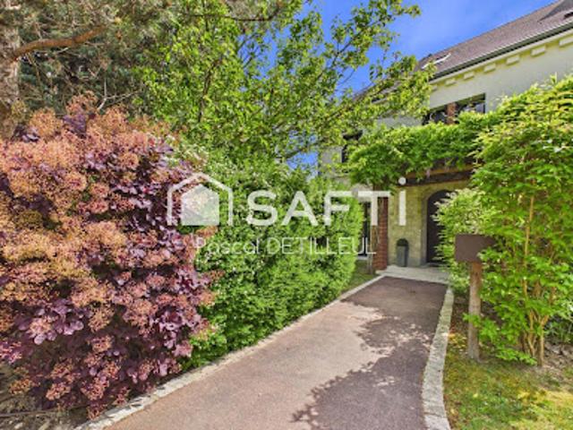 Vente Maison 7 pièces 133 m2 Garches