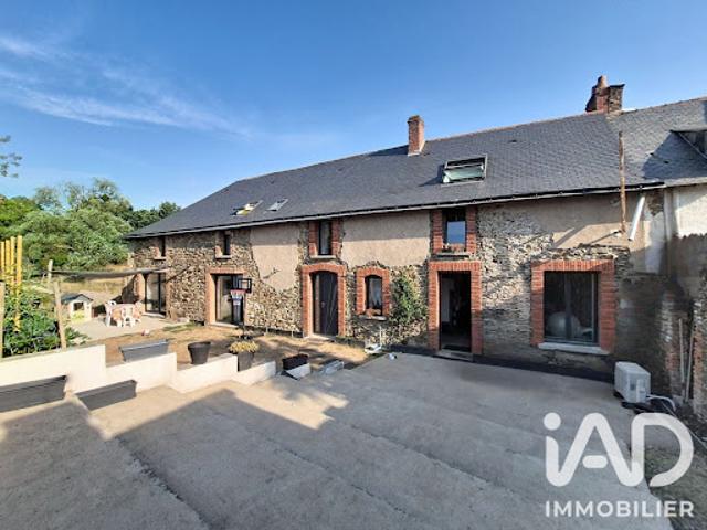 Vente Maison 7 pièces 144 m2 Chemillé en Anjou