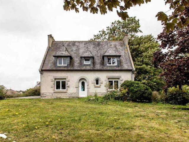 Vente Maison 7 pièces 144 m2 Plounévez Lochrist