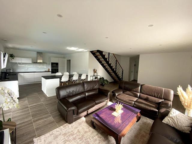 Vente Maison 7 pièces 144 m2 Quéven