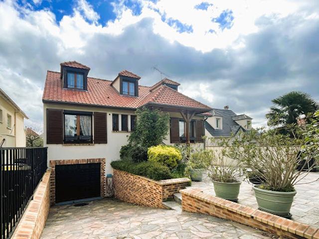 Vente Maison 7 pièces 145 m2 Le Plessis Bouchard