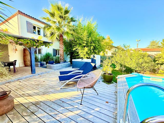 Vente Maison 7 pièces 145 m2 Le Teich
