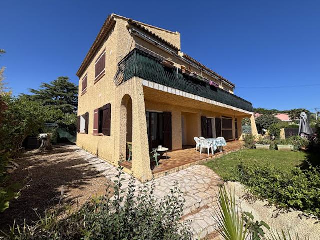 Vente Maison 7 pièces 145 m2 Six Fours les Plages