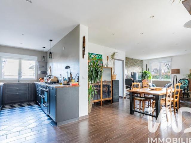 Vente Maison 7 pièces 145 m2 Viry chatillon