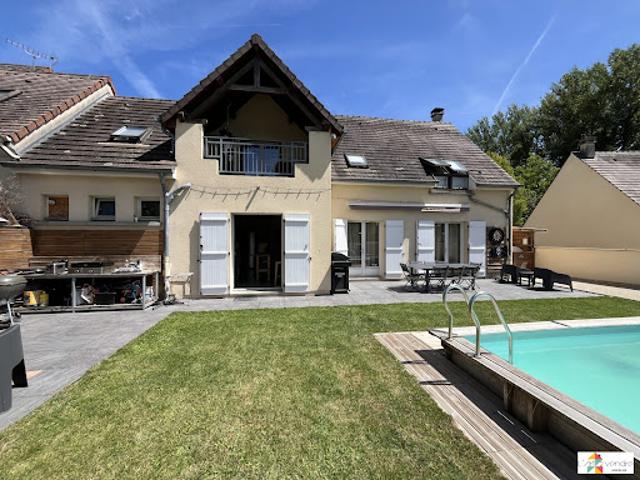 Vente Maison 7 pièces 146 m2 Cesson