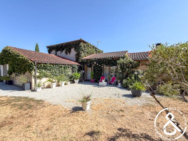 Vente Maison 7 pièces 147 m2 Castres