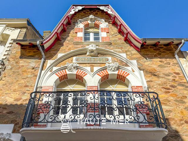 Vente Maison 7 pièces 147 m2 Les Sables d'Olonne