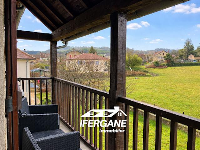 Vente Maison 7 pièces 147 m2 Saint Céré