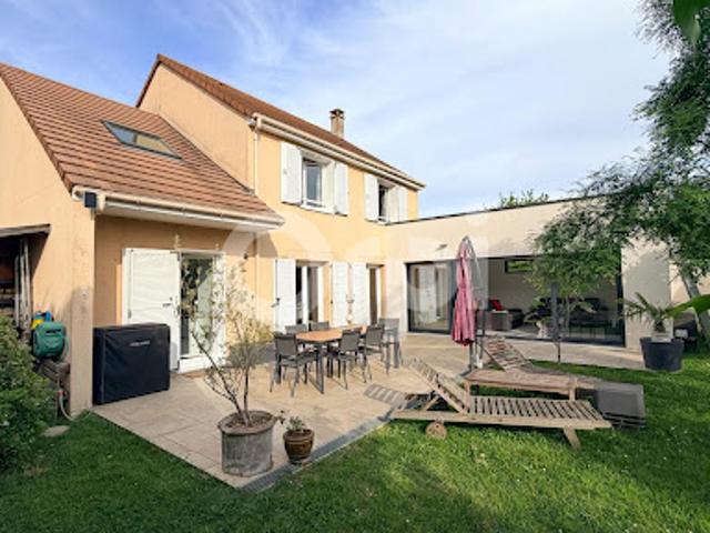Vente Maison 7 pièces 147 m2 Vernouillet