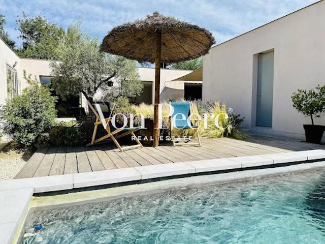 Vente Maison 7 pièces 157 m2 Villeneuve les avignon