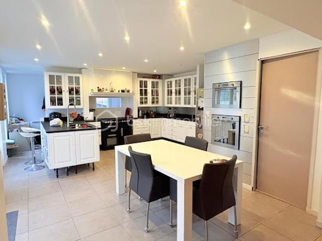 Vente Maison 7 pièces 147.8 m2 Libercourt