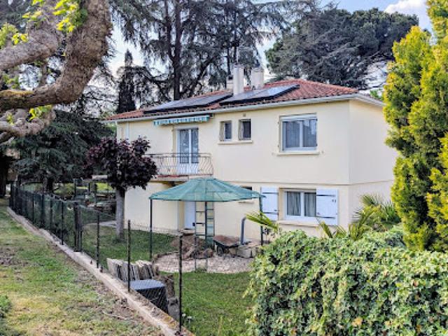 Vente Maison 7 pièces 148 m2 Villeneuve sur Lot
