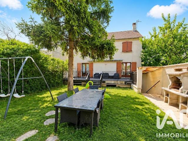 Vente Maison 7 pièces 149 m2 Saint Denis