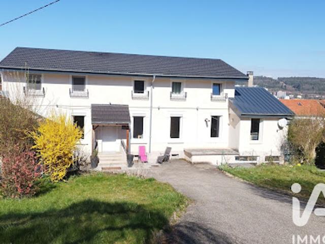 Vente Maison 7 pièces 140 m2 Oyonnax