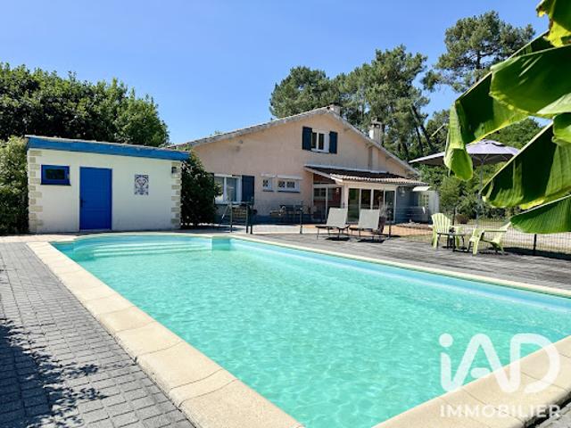 Vente Maison 7 pièces 140 m2 Avensan